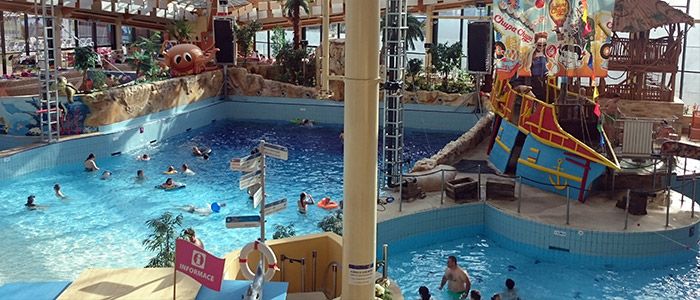 11.-Splash-and-slide-in-the-Aquapalace-Prague.jpg