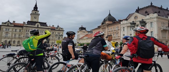 2.-Ride-away-on-a-cycling-tour-of-Belgrade.jpg