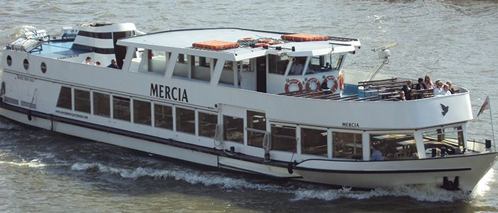34.Cruise-down-the-River-Thames.jpg