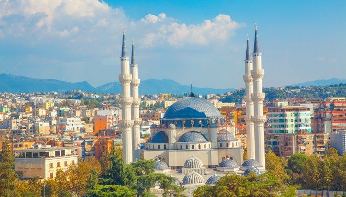5 Must Avail UAE National Day Holiday Deals