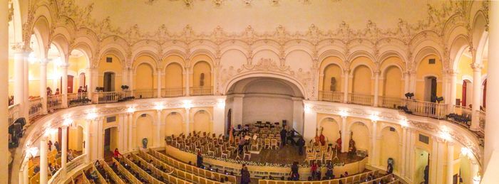 Azerbaijan-State-Philharmonic-Hall.jpg