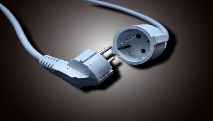 Do I need a power plug in Israel