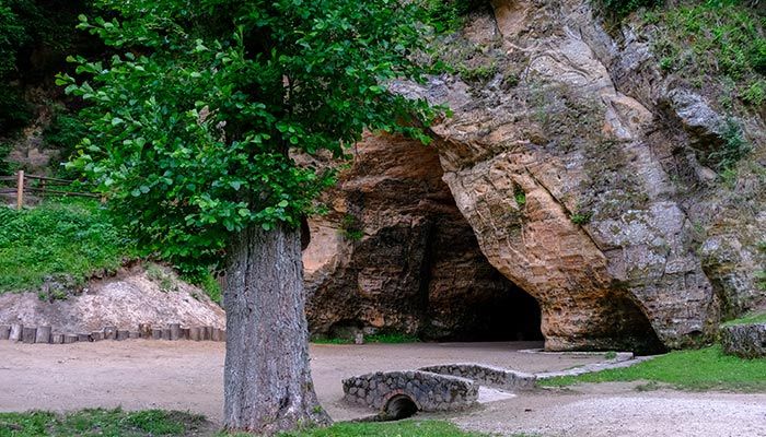 Gutmana Caves