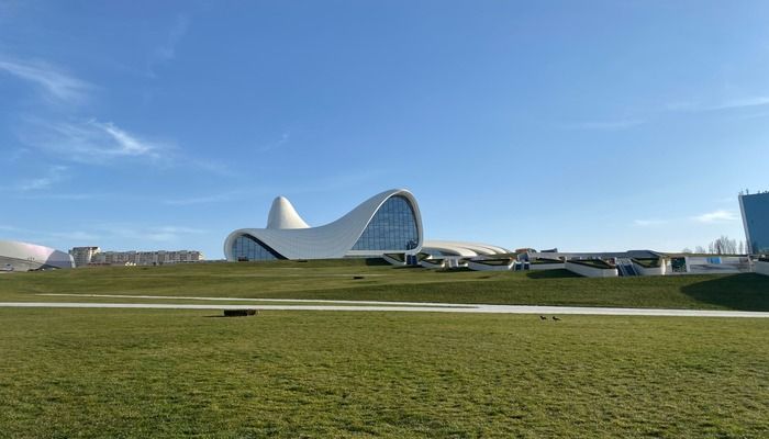 Heydar Aliyev Center, things to do in Baku