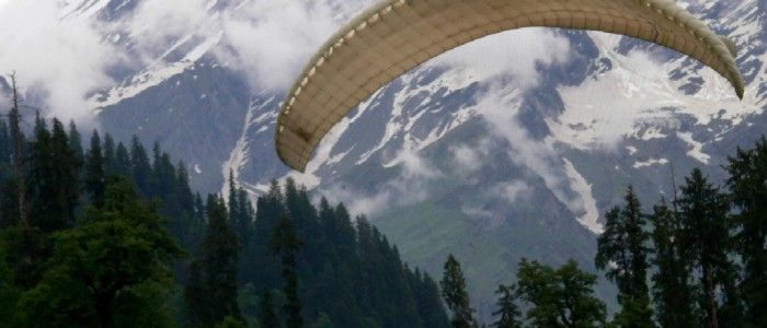 Himachal-Pradesh-paragliding.jpg