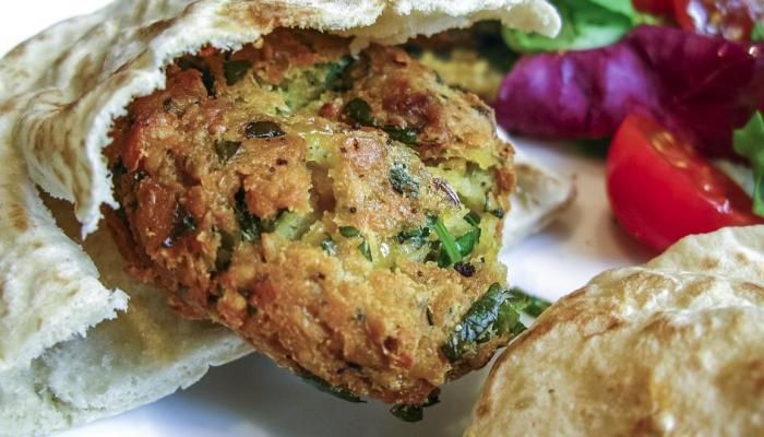 Indulge in middle eastern cuisine at Habitas AlUla