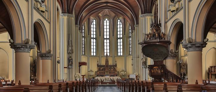 Jakarta_Indonesia_Jakarta-Cathedral-01.jpg
