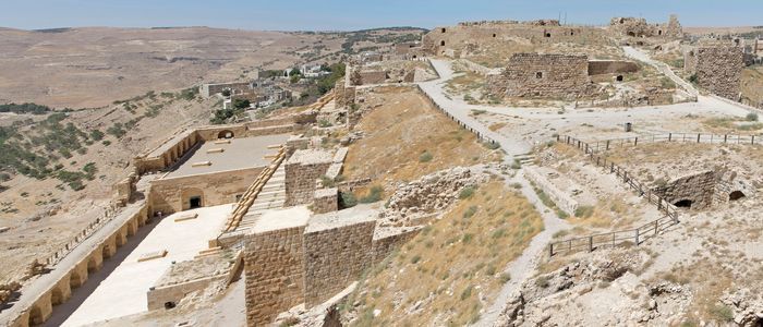 Jordan_Kerak_Castle_2518_panorama.jpg