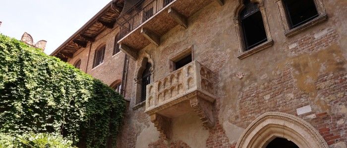 Juliet's balcony