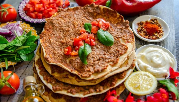 Lahmajun, food in Armenia