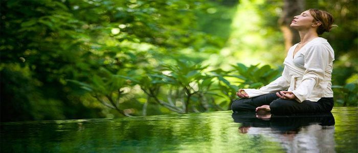 Meditation_in_a_yoga_asana.jpg