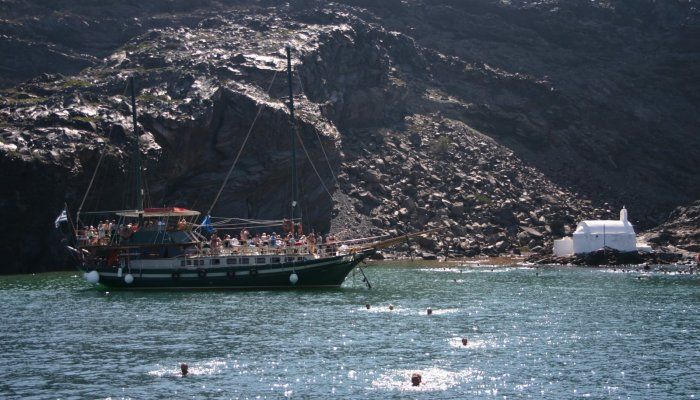Palea Kameni, things to do in Greece