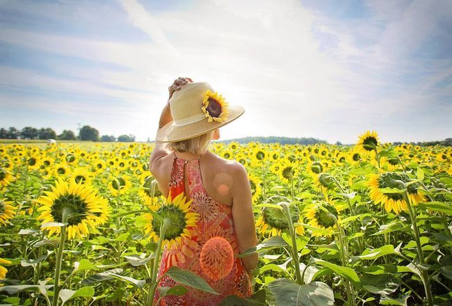 Top 9 Places For Solo Female Travel In 2023 : Fun Things To Do & More