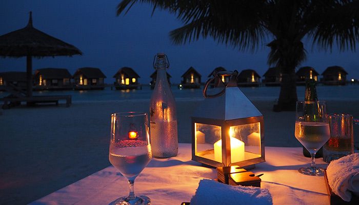 #RedefineTLC: Beach-Side Candlelit Dinner