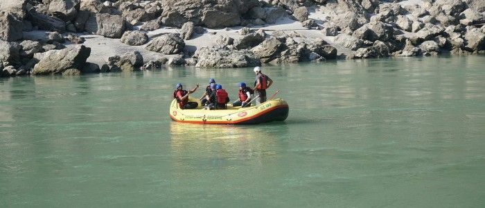 Rishikesh-river-rafting.jpg