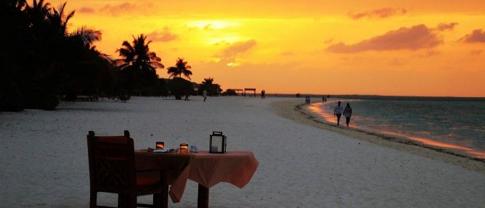 things to do in Maldives - Romantic dinner date maldives