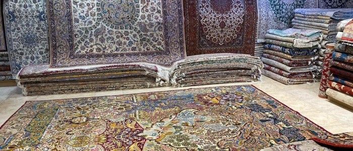 Saqr Souk