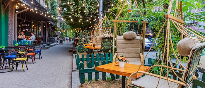 Saryan Street-Exploring the best restaurants and fun vibes
