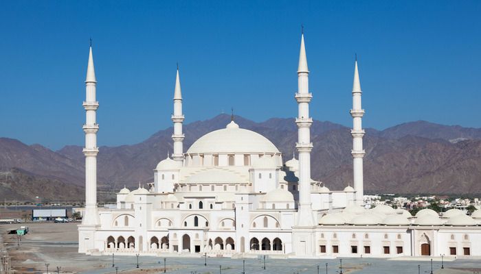 Splendour at Sheikh Zayed Mosque