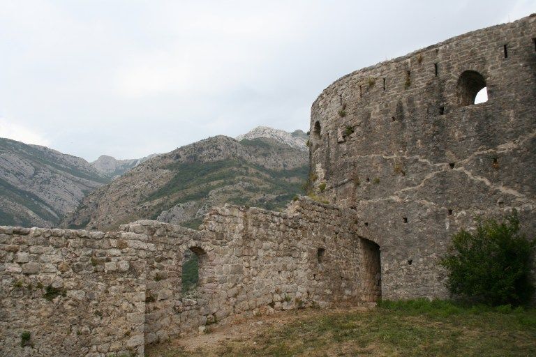 Stari Bar ruins