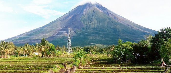 Things to do in Philippines - Mayon Volcano