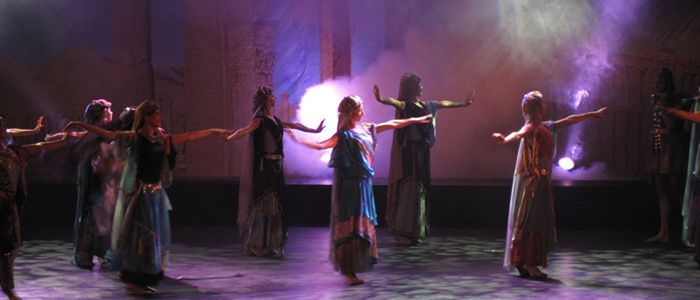 things to do in Bahrain - cultural art