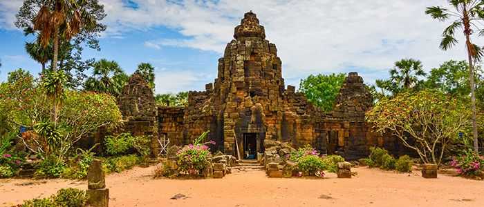 Ta-prohm-temple.jpg