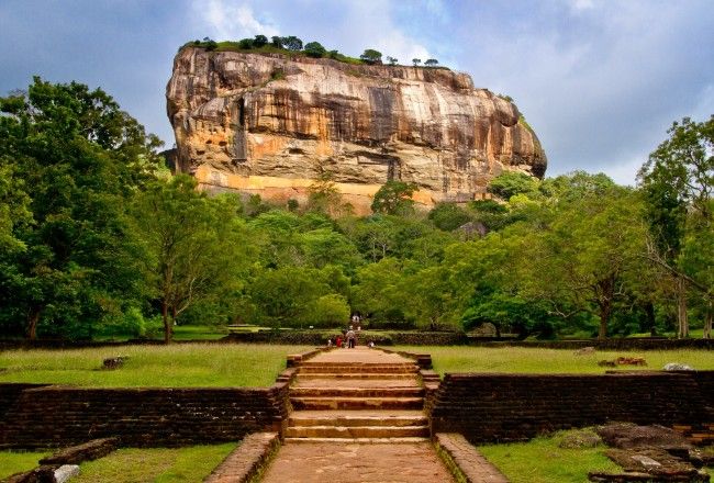 10 Soul-Stirring Things To Do In Sri Lanka
