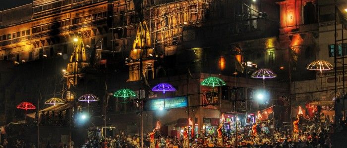 Varanasi-ganga-arti.jpg
