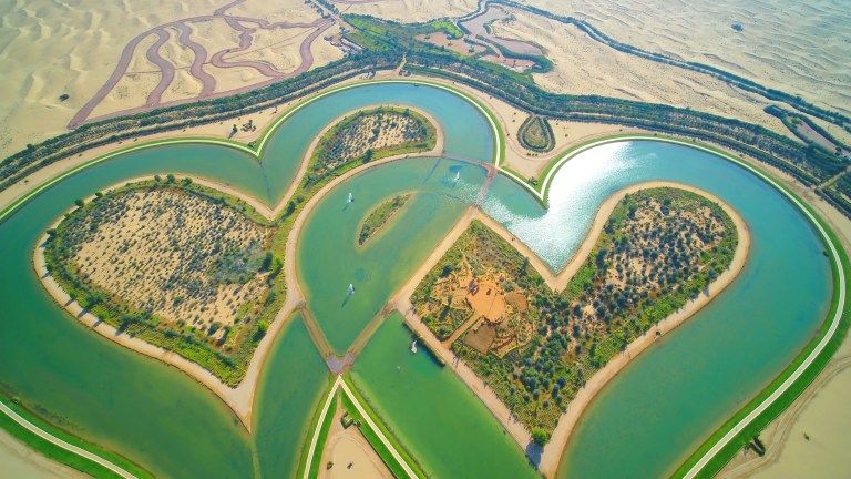 Love Lake, Dubai