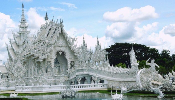 Wat Rong Khun, offbeat places to visit in Thailand