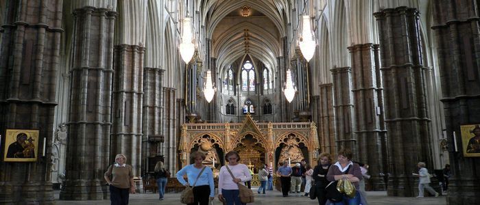 Westminster_Abbey_Interior.jpg