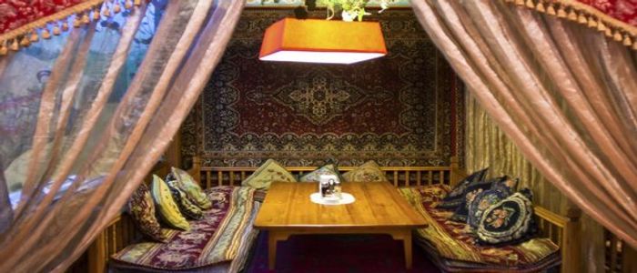 Yurt-dining-_-External-source.jpg
