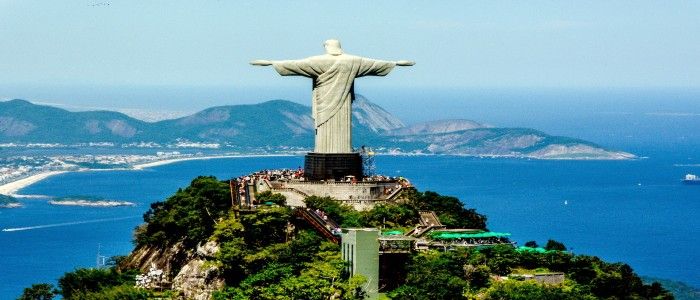Top Things to do in Brazil -Christ the redeemer