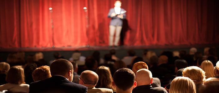 courtyard playhouse comedy