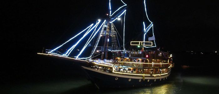 dinner-cruise.jpg
