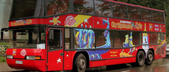 explore the city in a bus