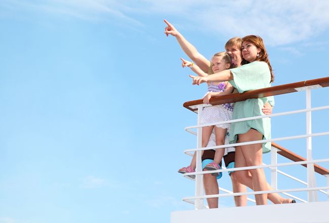 Experience The World With The Top Cruises In The UAE