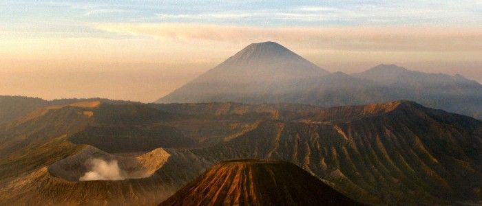 volcano-16912_1920.jpg