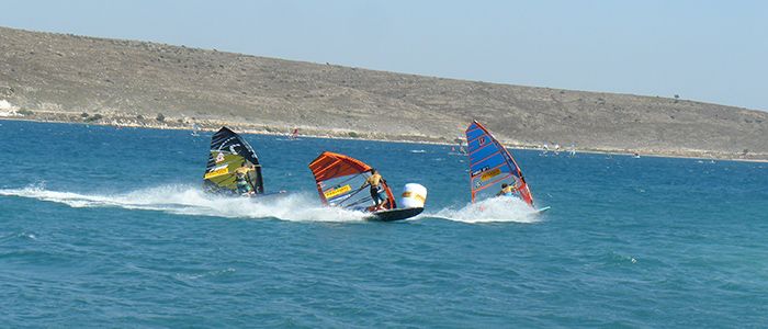 windsurfing
