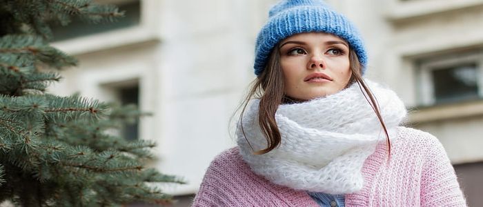 winter travel outfits for women  - snood