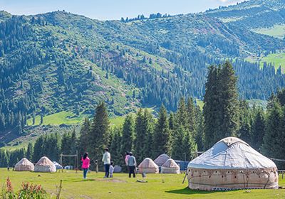 Experience Nomadic Lifestyle