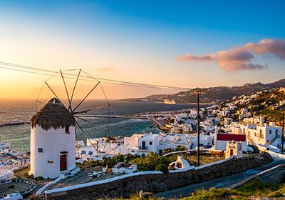 Impressive Manto Square