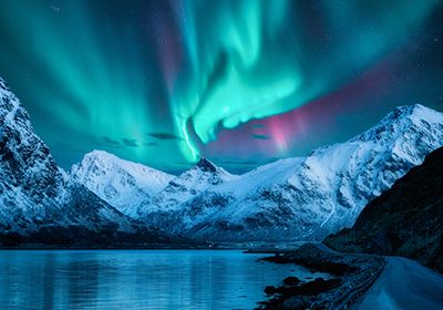 Tranquil Northern Lights Hunting