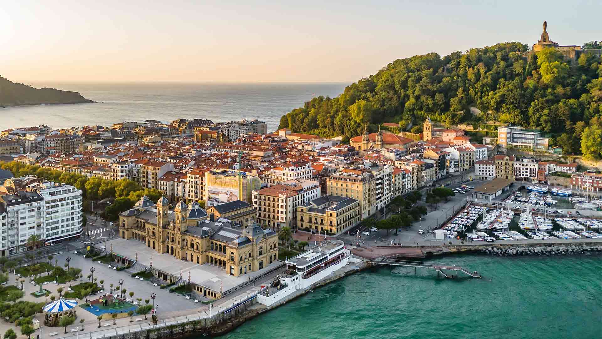 {{ no such element: dict object['name'] }}